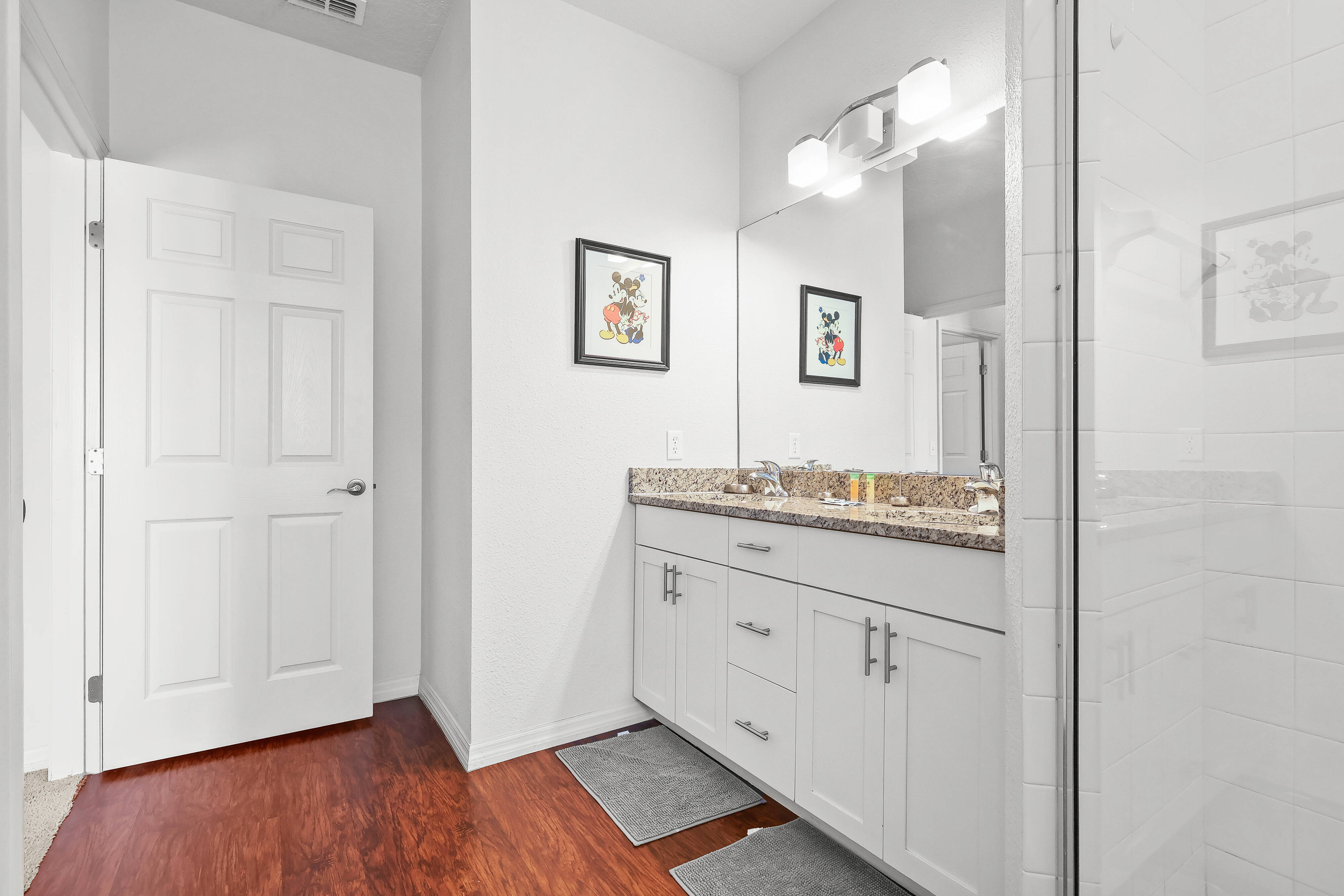 4BR townhouse with 2 kings in florida