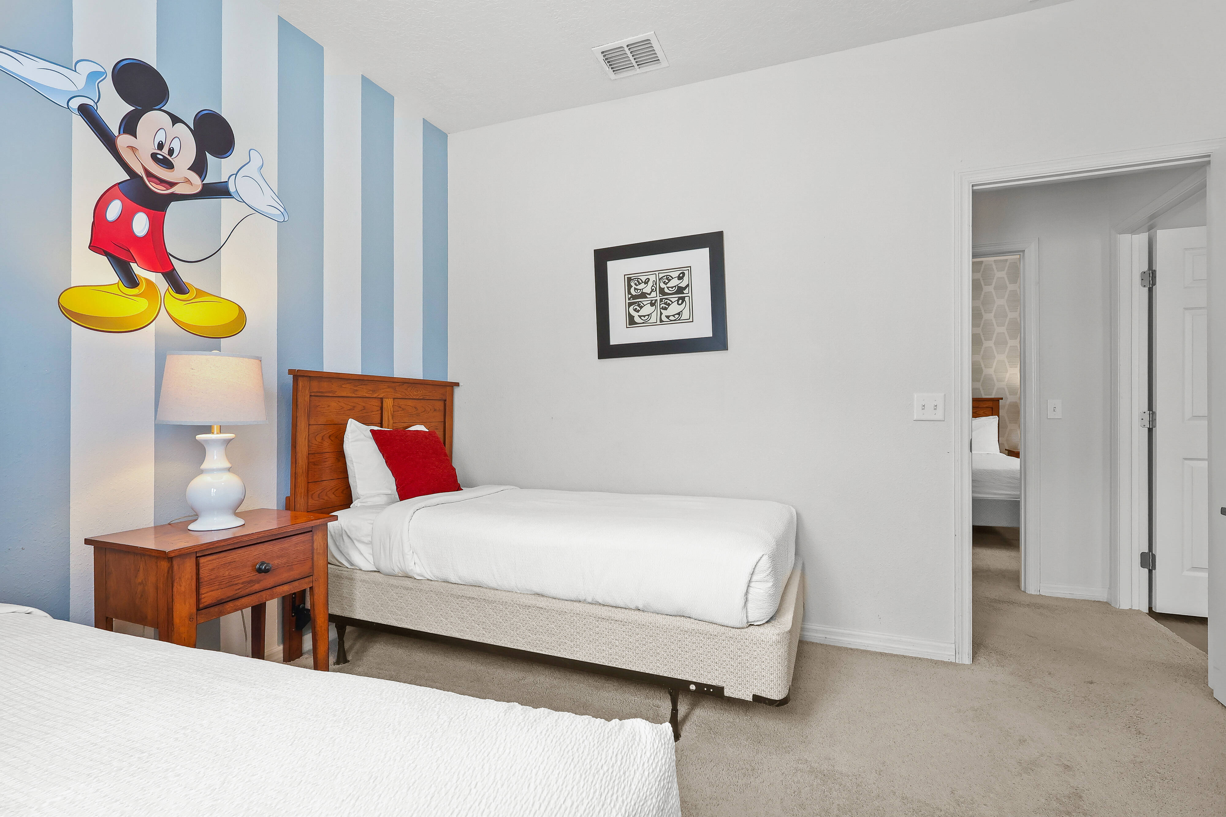 4BR townhouse with 2 kings in florida