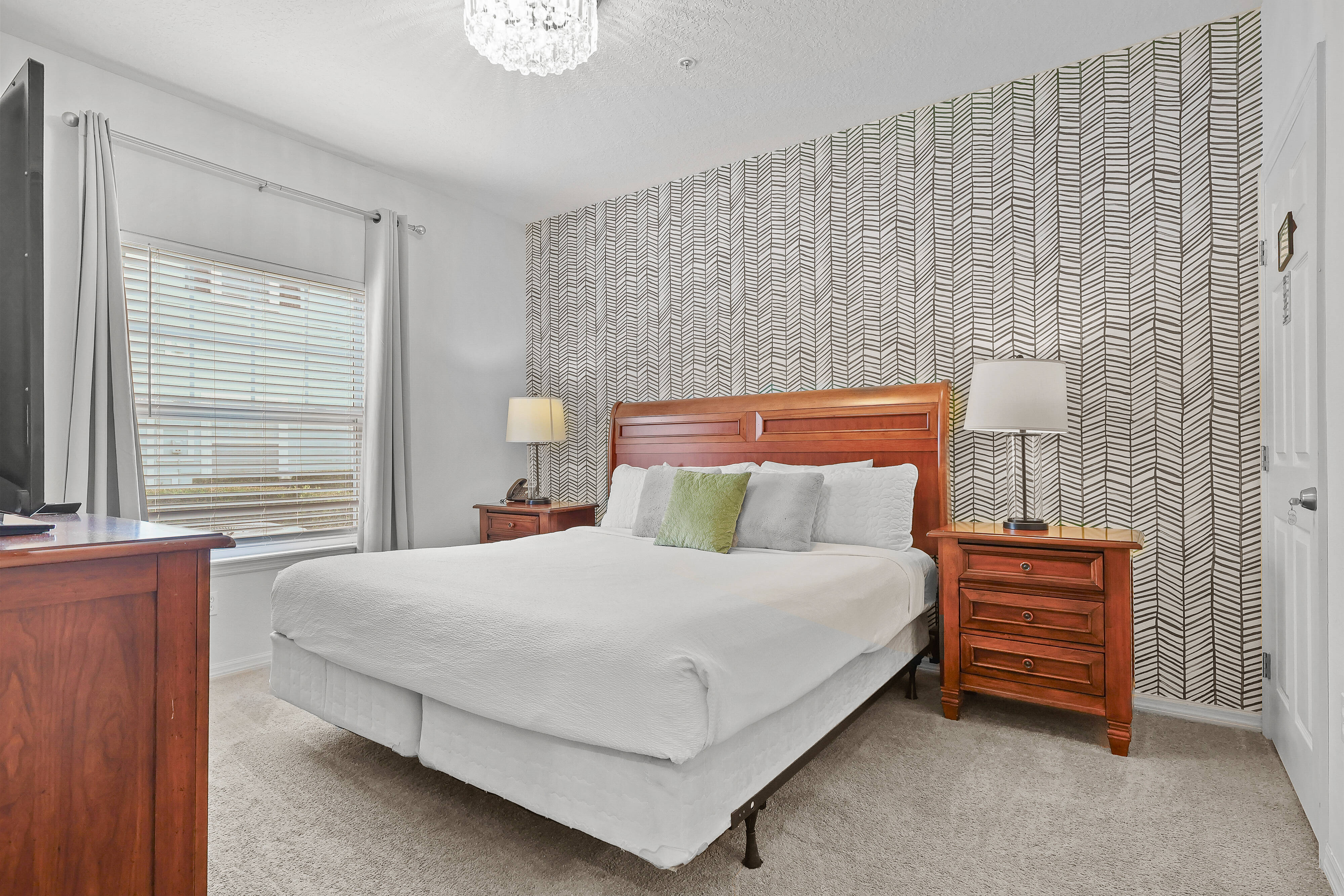 4BR townhouse with 2 kings in florida
