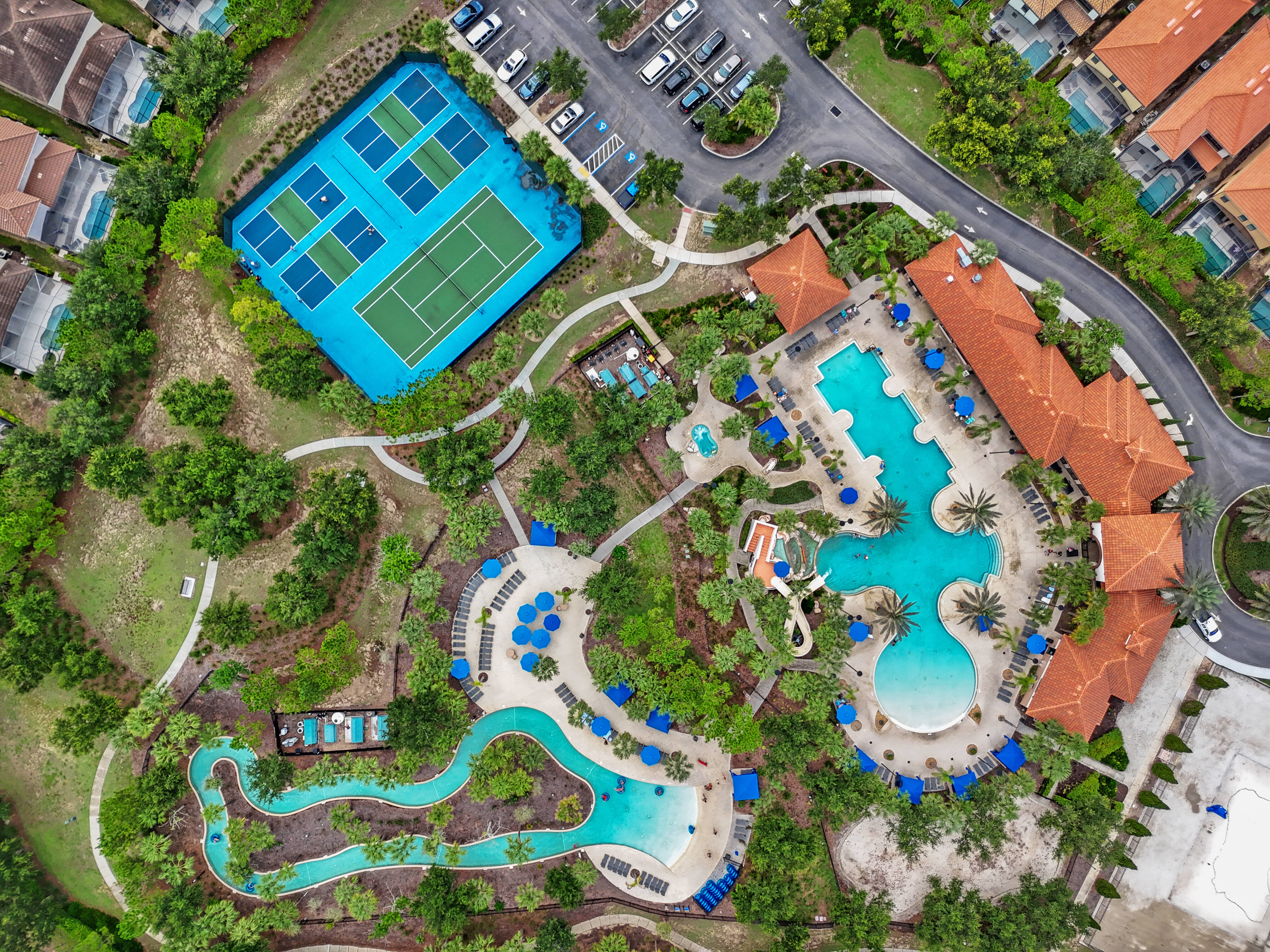 5BR townhouse with pool in davenport