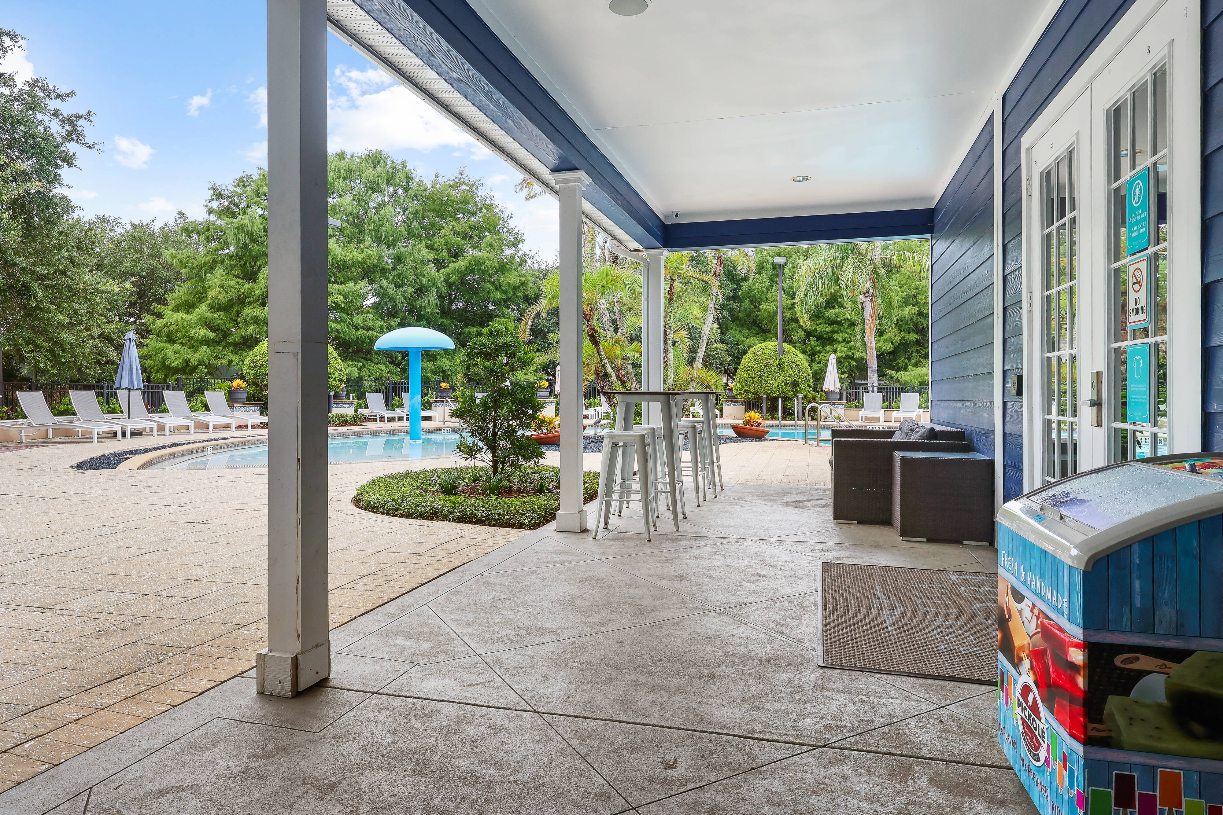 4BR townhouse with 2 kings in florida