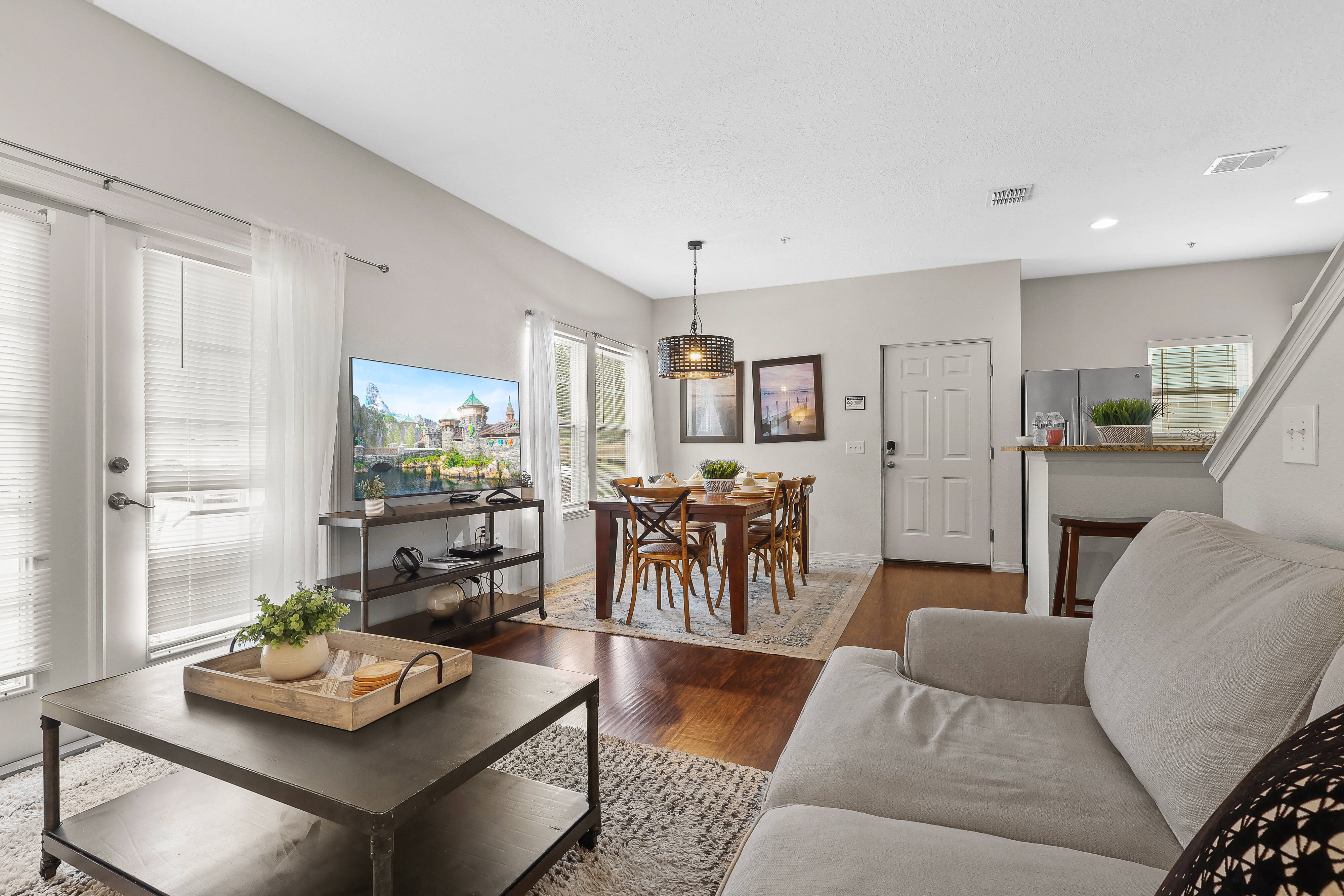 4BR townhouse with 2 kings in florida