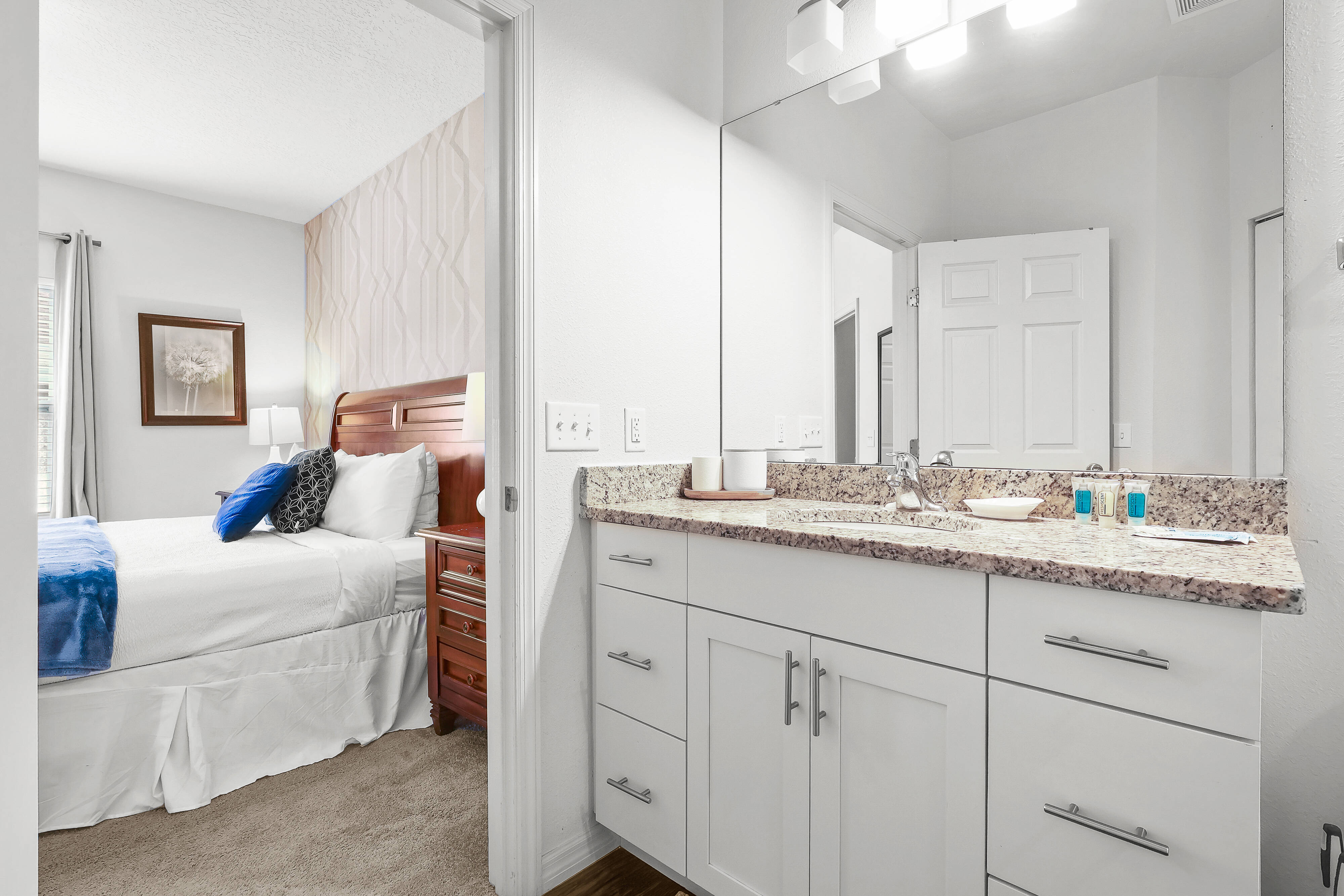 4BR townhouse with 2 kings in florida