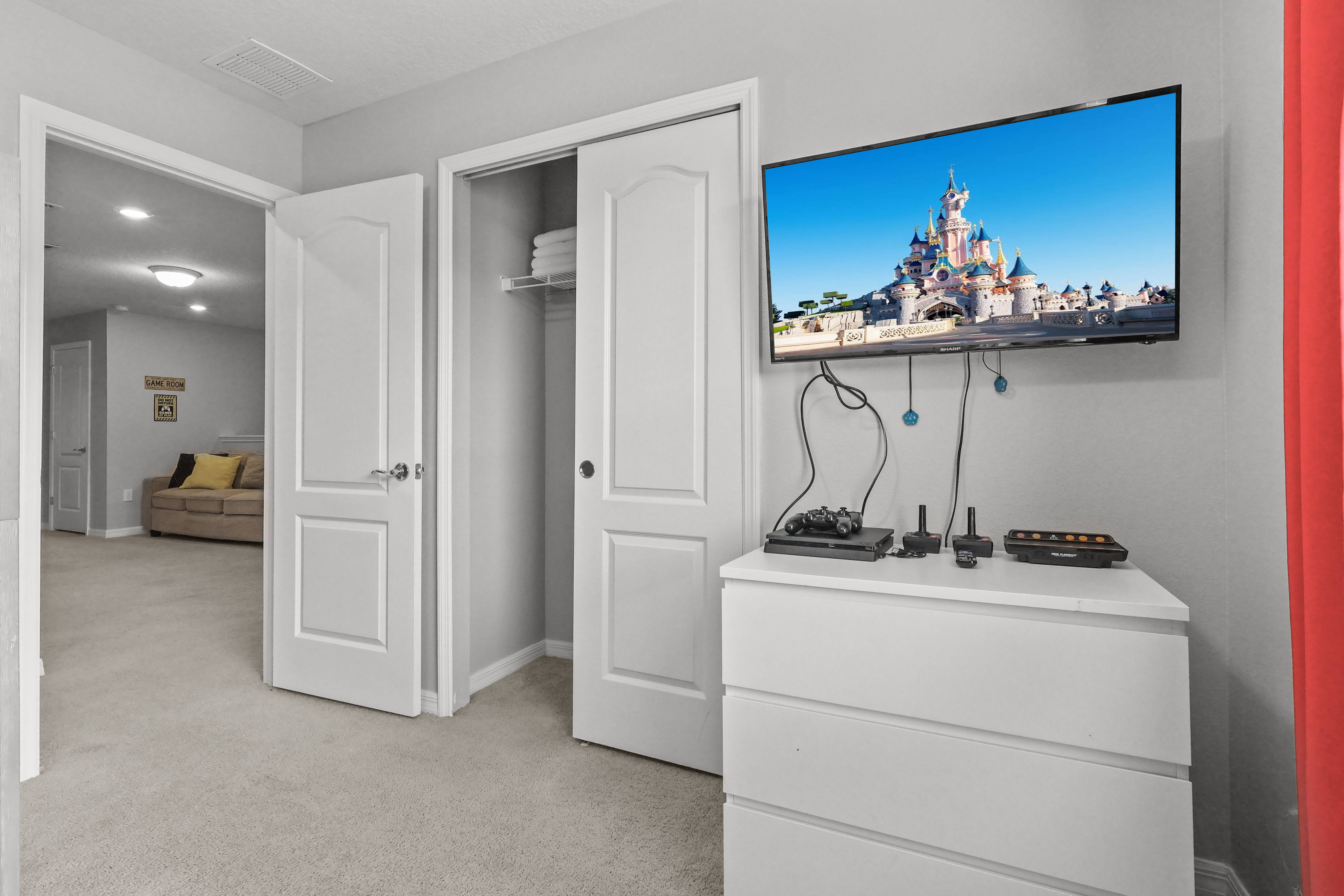 5BR townhouse with pool in davenport