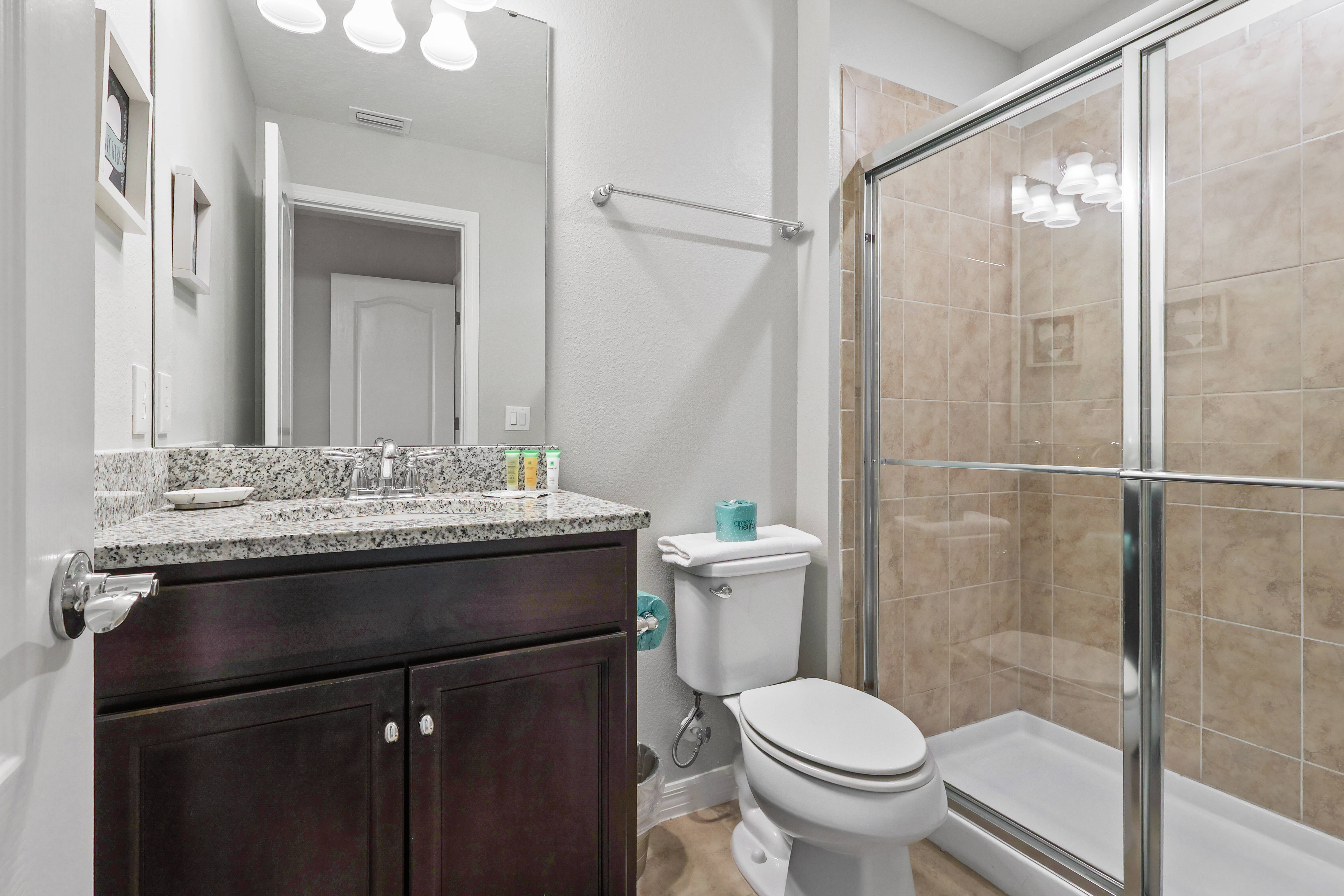 5BR townhouse with pool in davenport