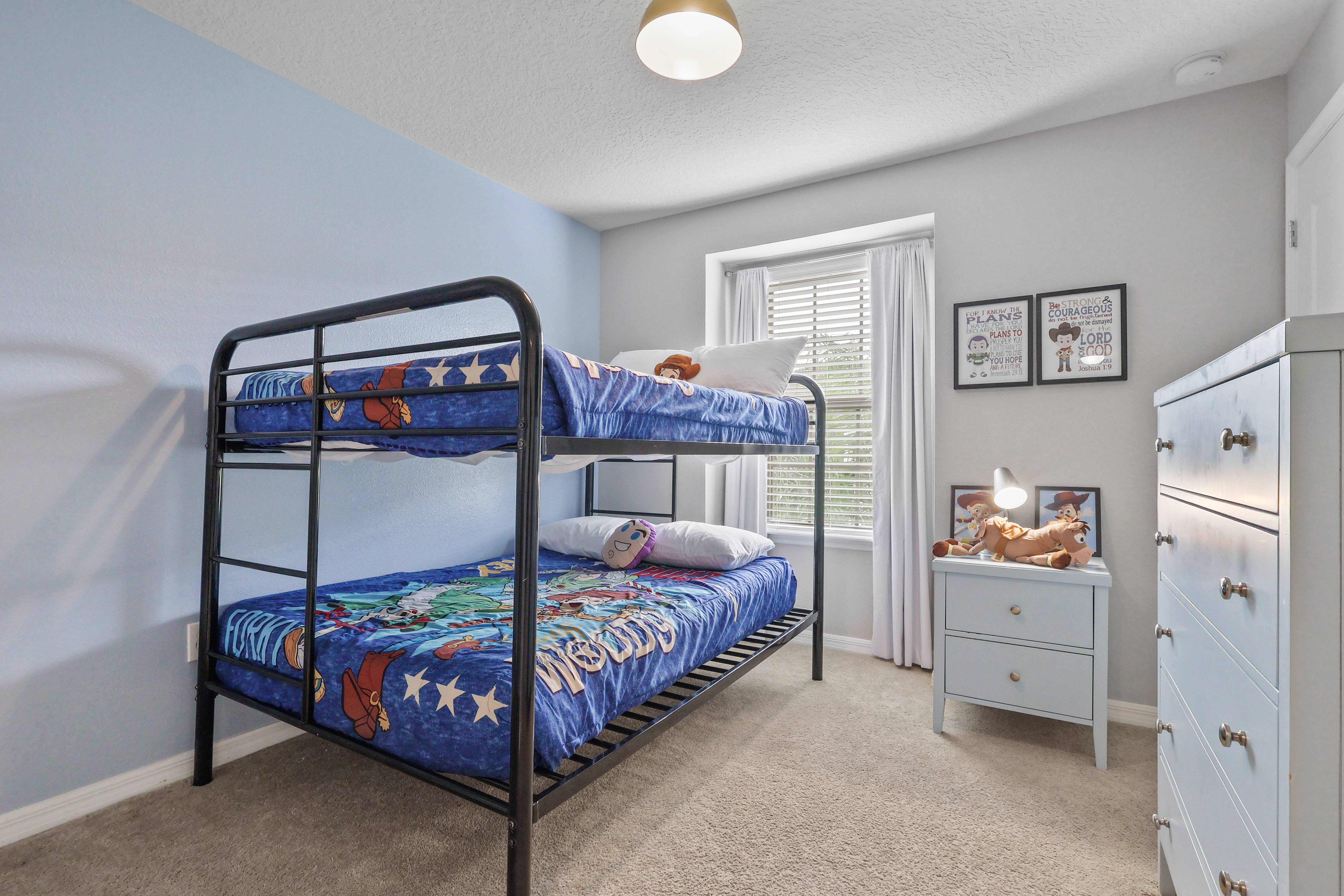 5BR townhouse with pool in davenport