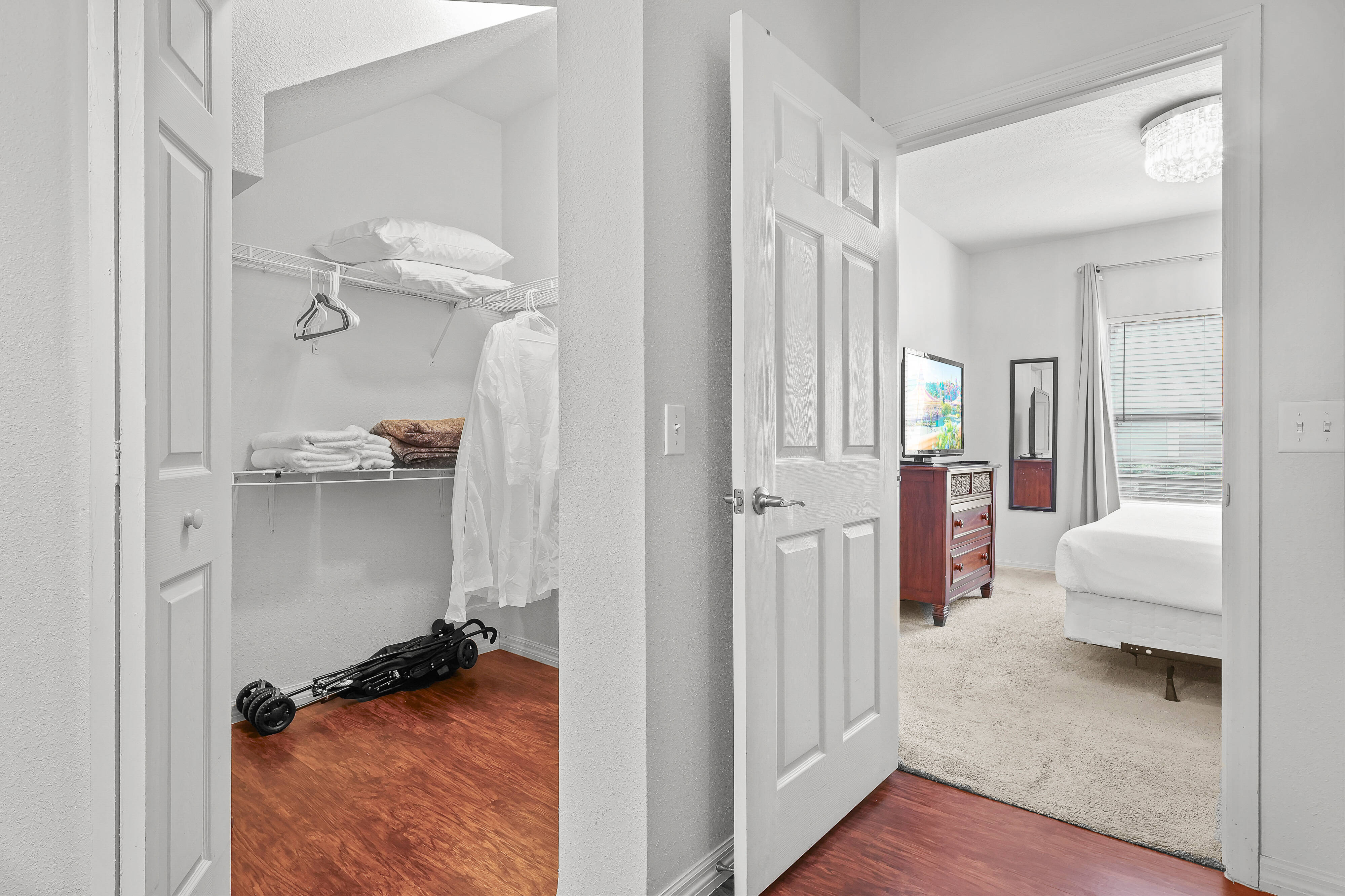 4BR townhouse with 2 kings in florida