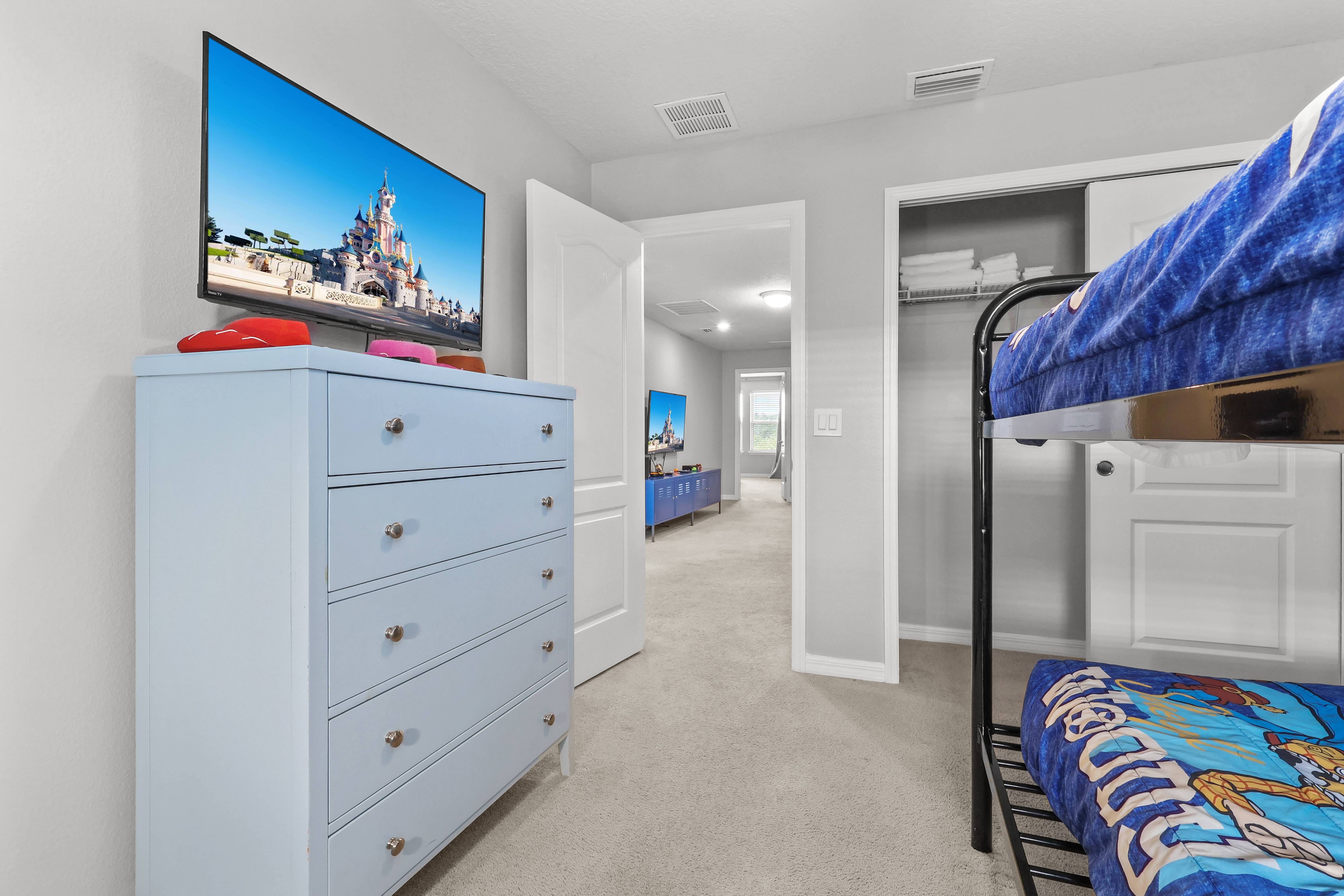 5BR townhouse with pool in davenport
