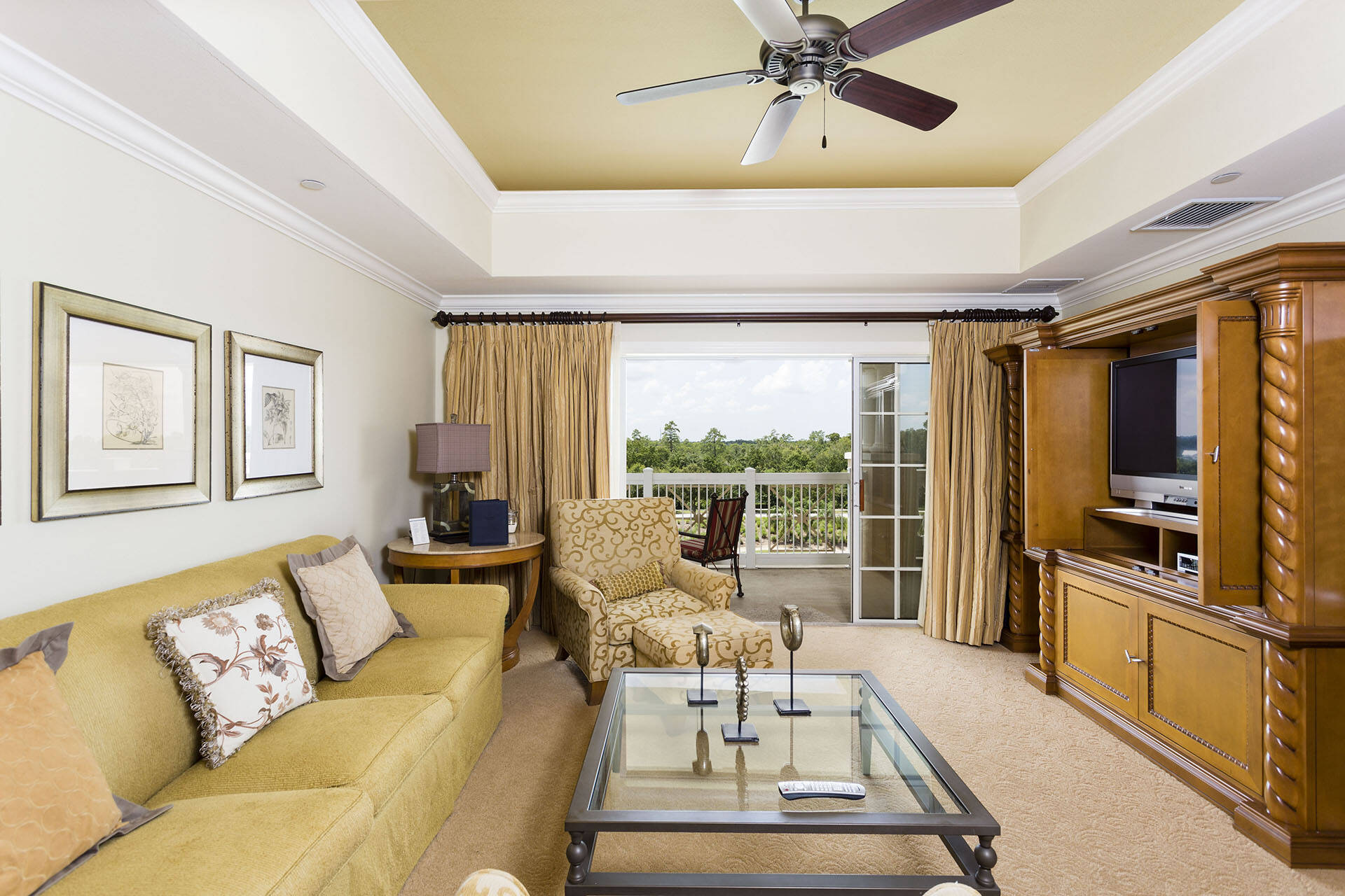 1356 Centre Court Ridge Dr. #401 Reunion
