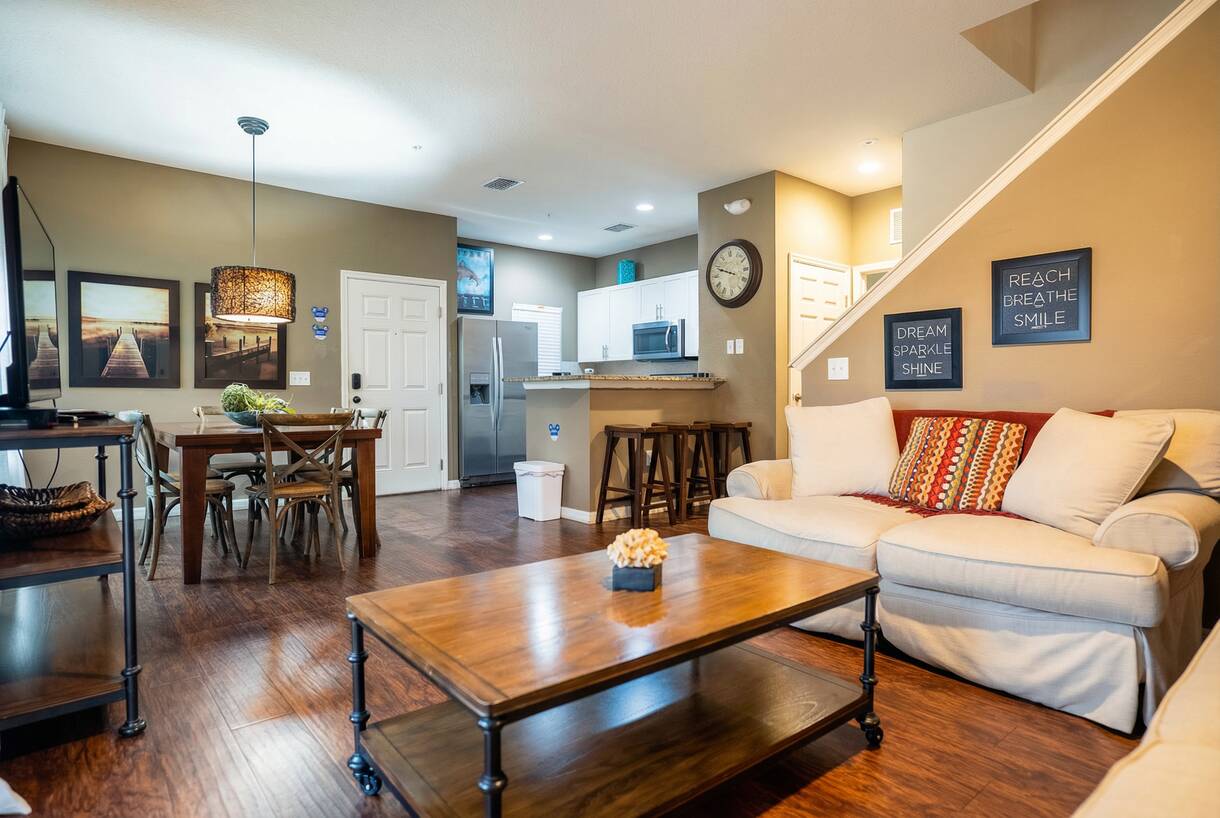 Home in West Lucaya | 4BR Near Disney