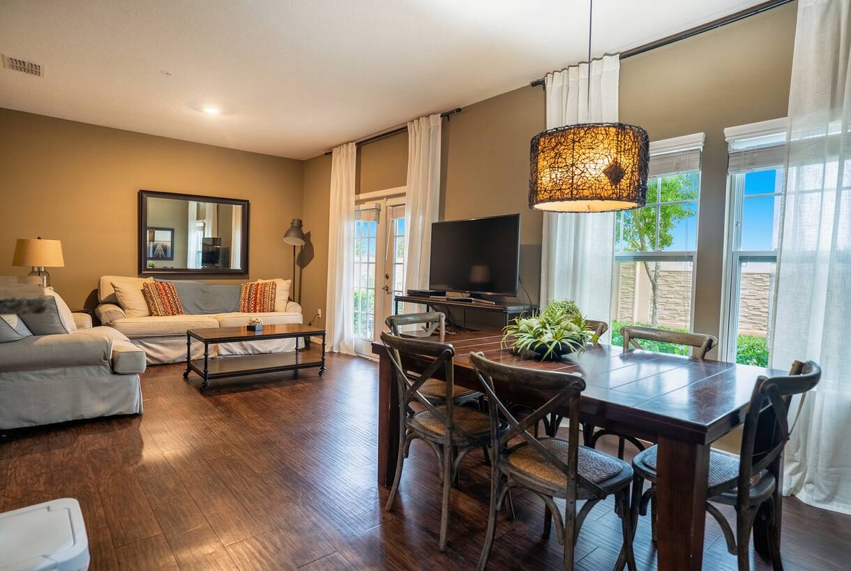 Home in West Lucaya | 4BR Near Disney