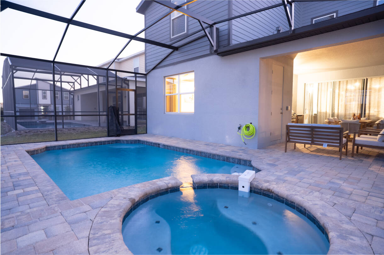 8BR Home with Pool & Theater at Solara Resort