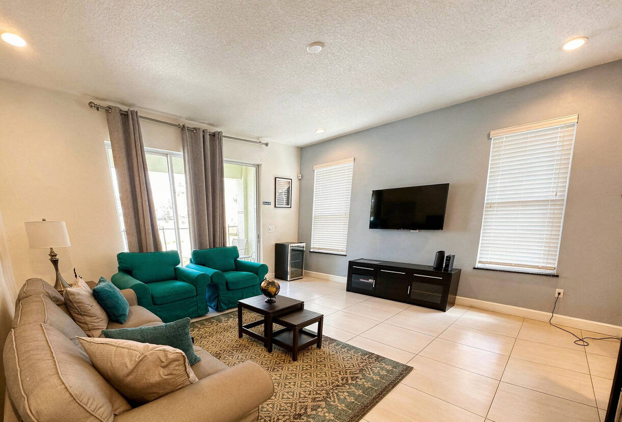 3BR Home w/ Pool Near Disney 