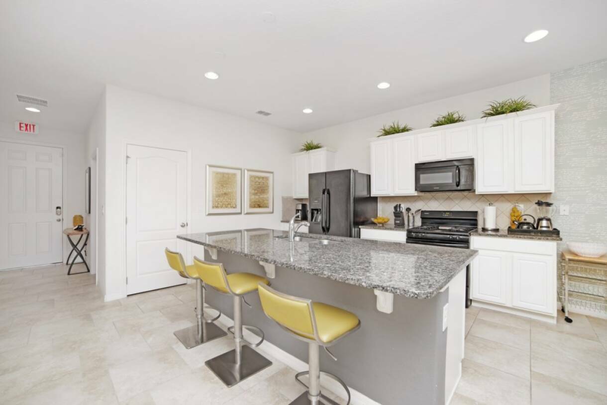 Solterra 5BR Villa w/ Pool near Disney