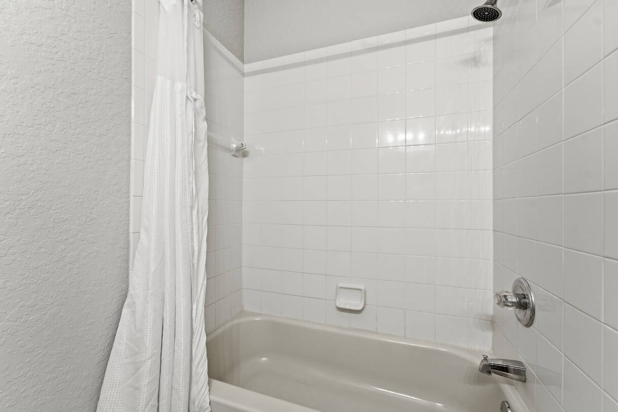 4BR townhouse at Regal Oaks