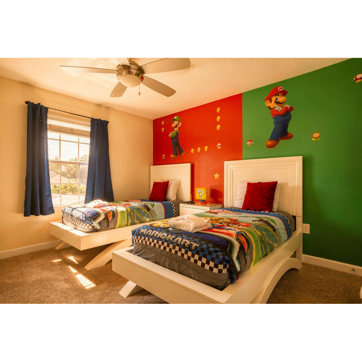 Family 4BR Pool Home in Champions Gate
