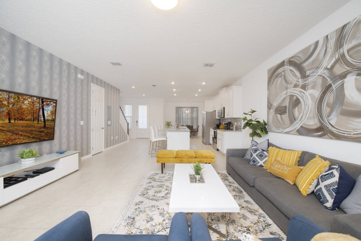 Cozy 3BR Pool Home in Solara Resort Near Disney