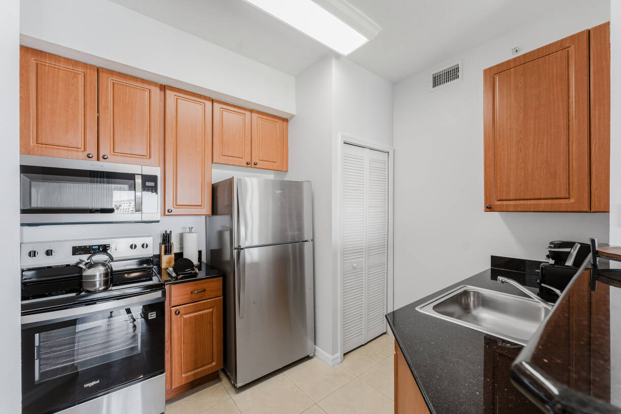 Cozy Apartment at The Point