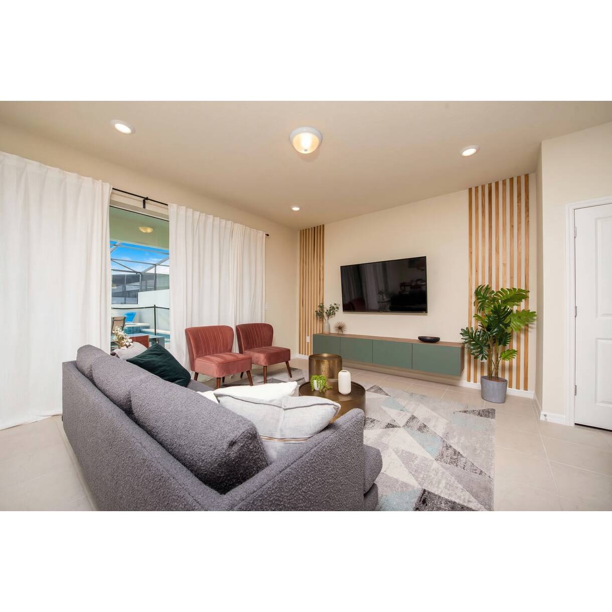 5BR Home with Private Pool Near Disney