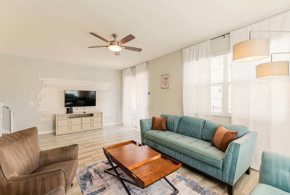 Storey Lake 5BR Family Home w/ Private Pool