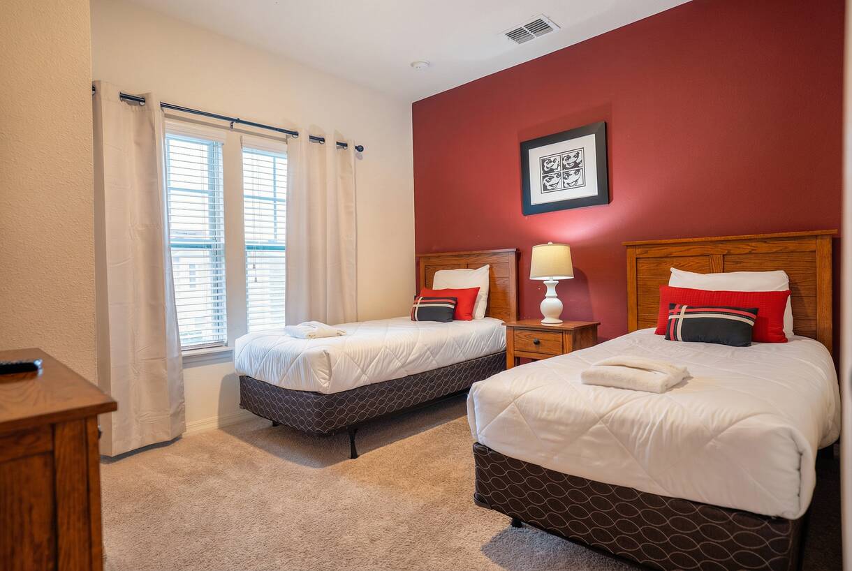 Home in West Lucaya | 4BR Near Disney