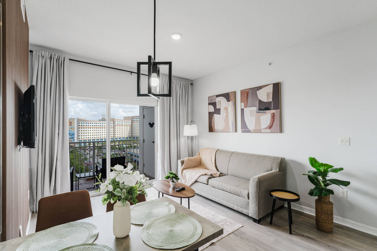Cozy Apartment at The Point