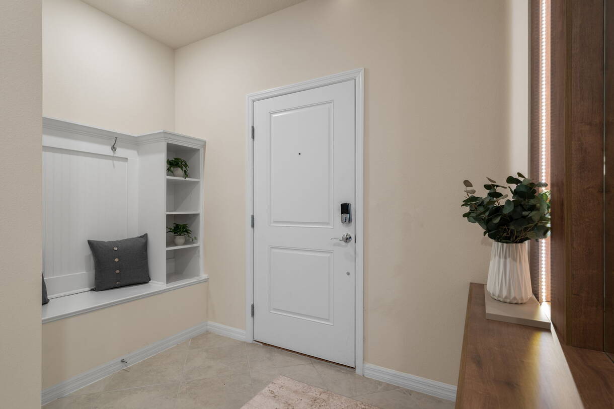5BR townhouse sleeps 14 with game room