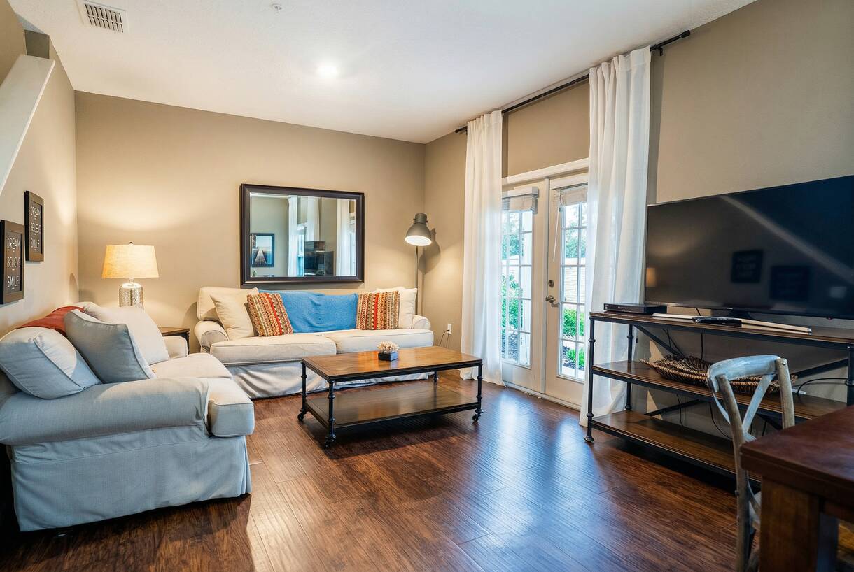 Home in West Lucaya | 4BR Near Disney