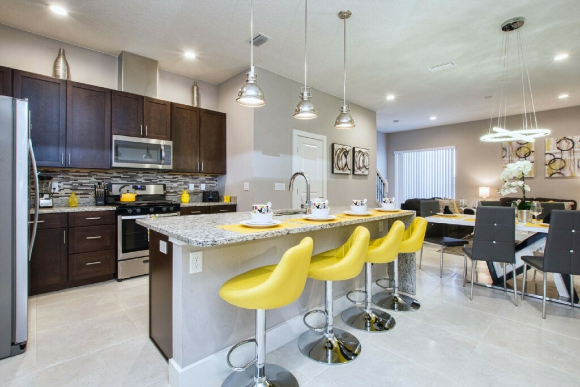 Modern & Stunning Home 15minDisney 2647 Kissimmee, Magic Box