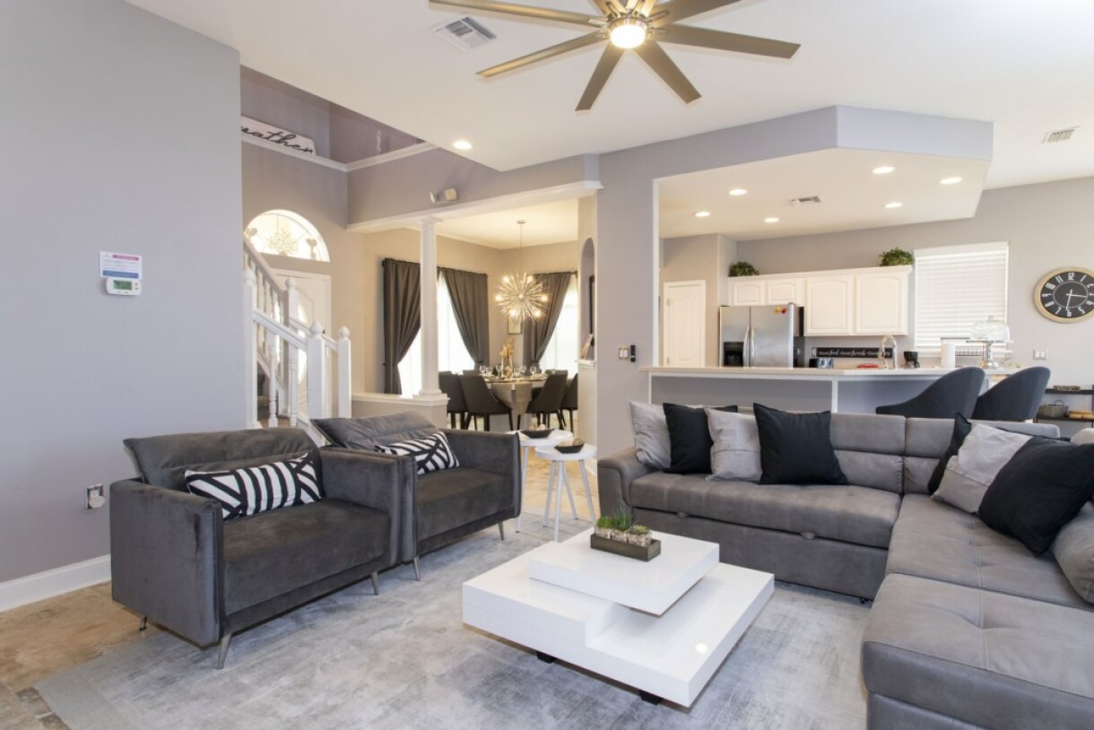 Lovely & Modern Private Pool 320 Magic Box Vacation