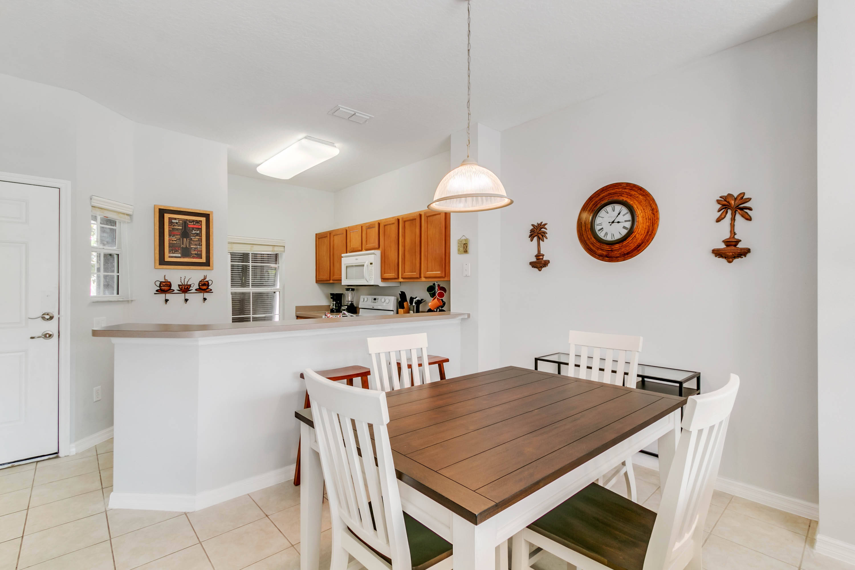 3 Bedroom/ 2.5 Bathroom Bella Vida (4552 AL)