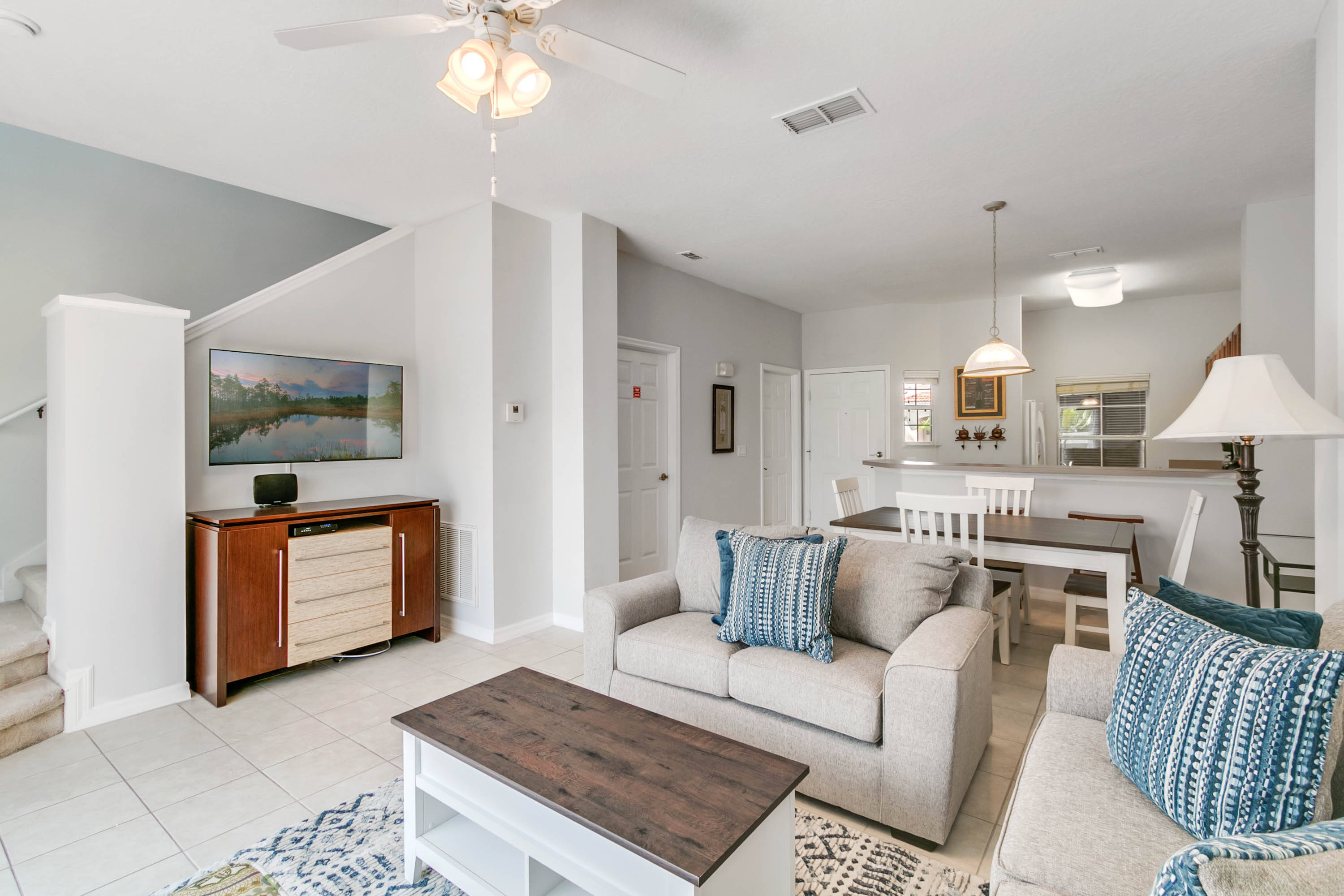 3 Bedroom/ 2.5 Bathroom Bella Vida (4552 AL)