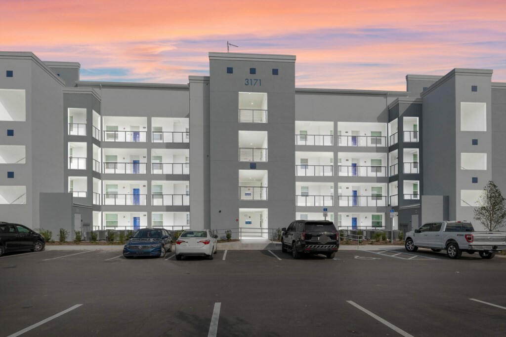2 Bedroom/ 2 Bathroom Storey Lake (3171-403 PC)