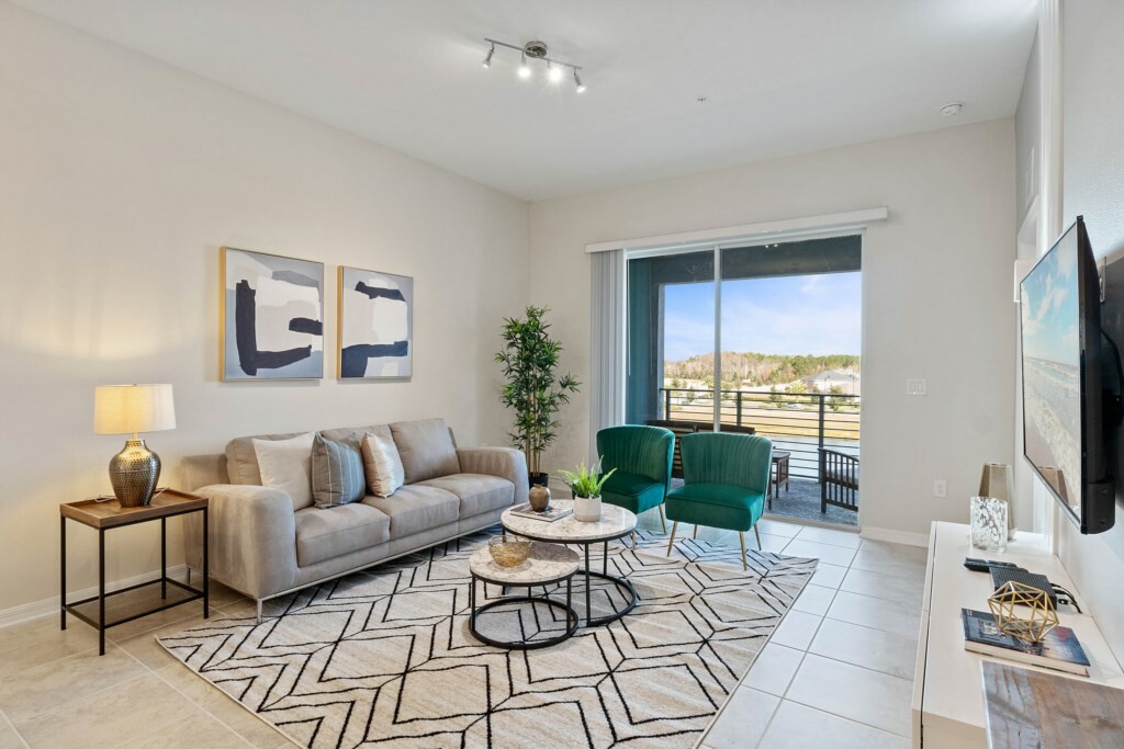 2 Bedroom/ 2 Bathroom Storey Lake (3171-403 PC)