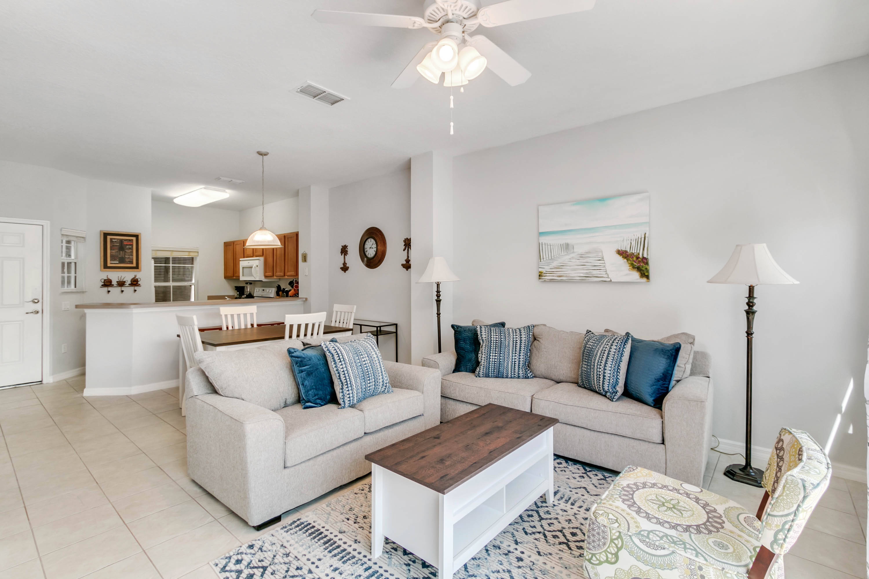 3 Bedroom/ 2.5 Bathroom Bella Vida (4552 AL)