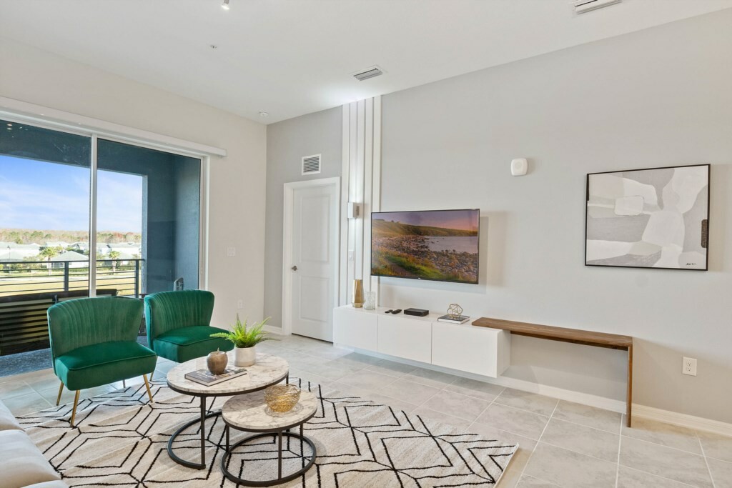 2 Bedroom/ 2 Bathroom Storey Lake (3171-403 PC)